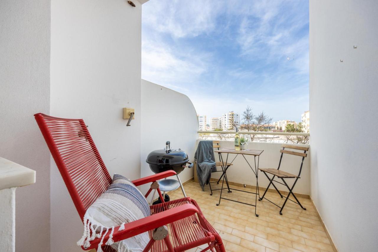 Apartment Stylish Seashore